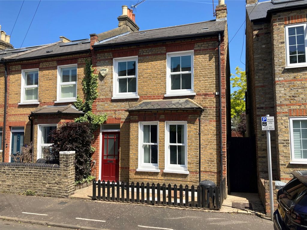 3 bed end terrace house for sale in Windsor Road, Kew, Surrey TW9, £
