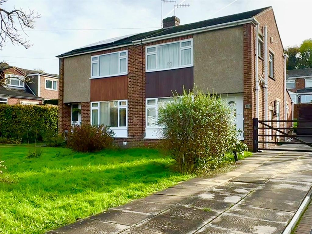 3 bed semidetached house for sale in Jowett Park Crescent, Bradford