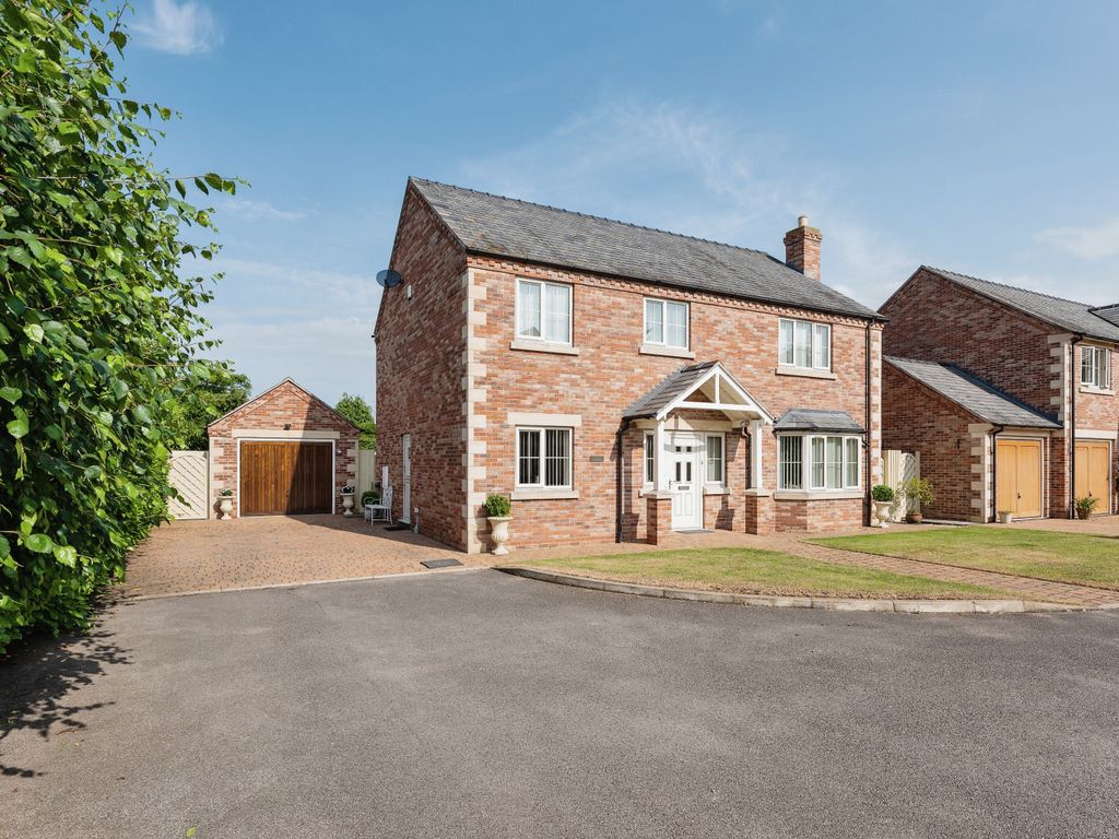 4 bed detached house for sale in Thistle Court, Barkston, Grantham NG32