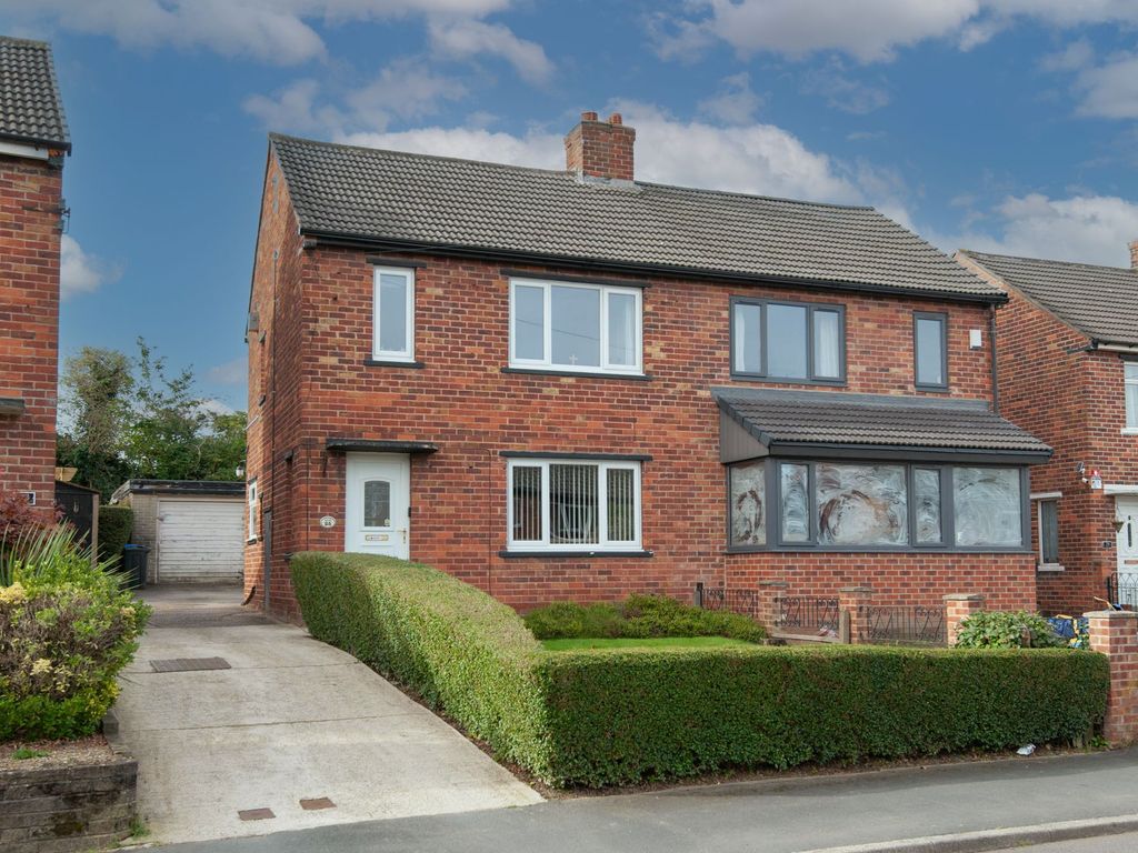 3 bed semidetached house for sale in Lamb Hill Close, Sheffield S13, £