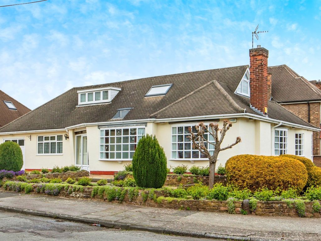4 bed detached house for sale in Templeoak Drive, Wollaton, Nottingham