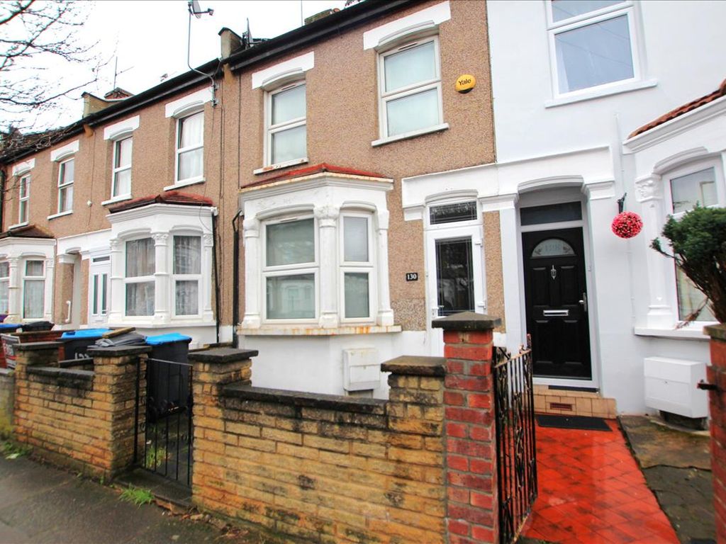 2 bed terraced house to rent in Sheldon Road, Edmonton, London N18, £