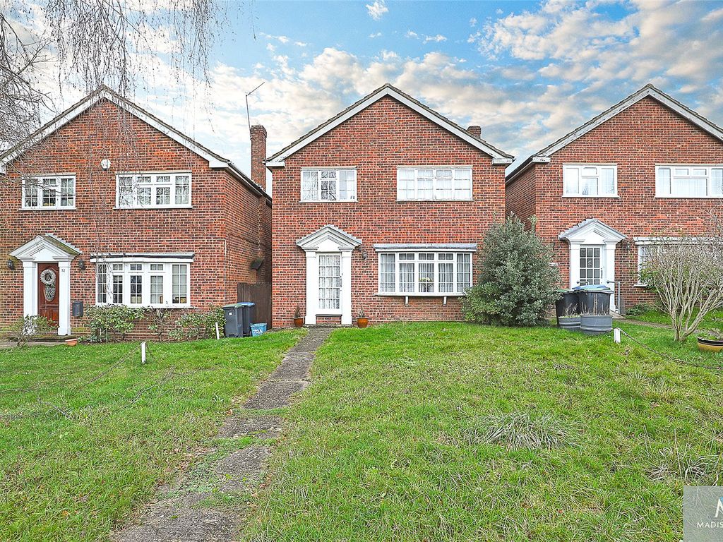 4 bed detached house for sale in Hainault Road, Chigwell, Essex IG7, £