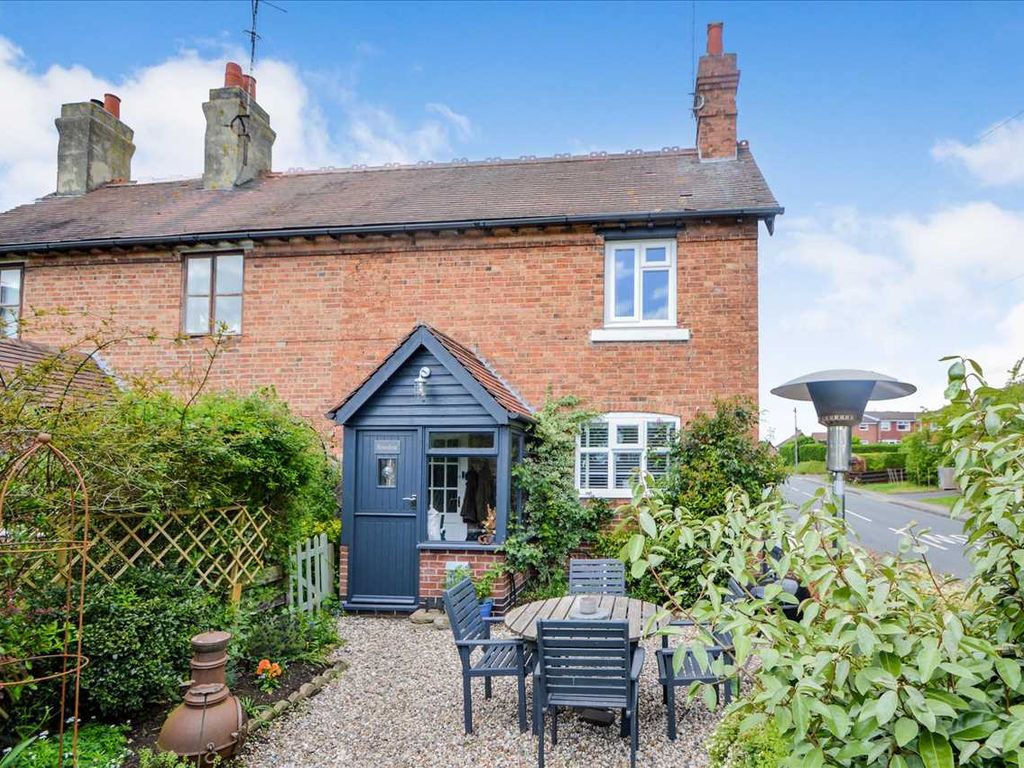 2 bed property for sale in Rosedene, Main Road, Plumtree, Nottingham