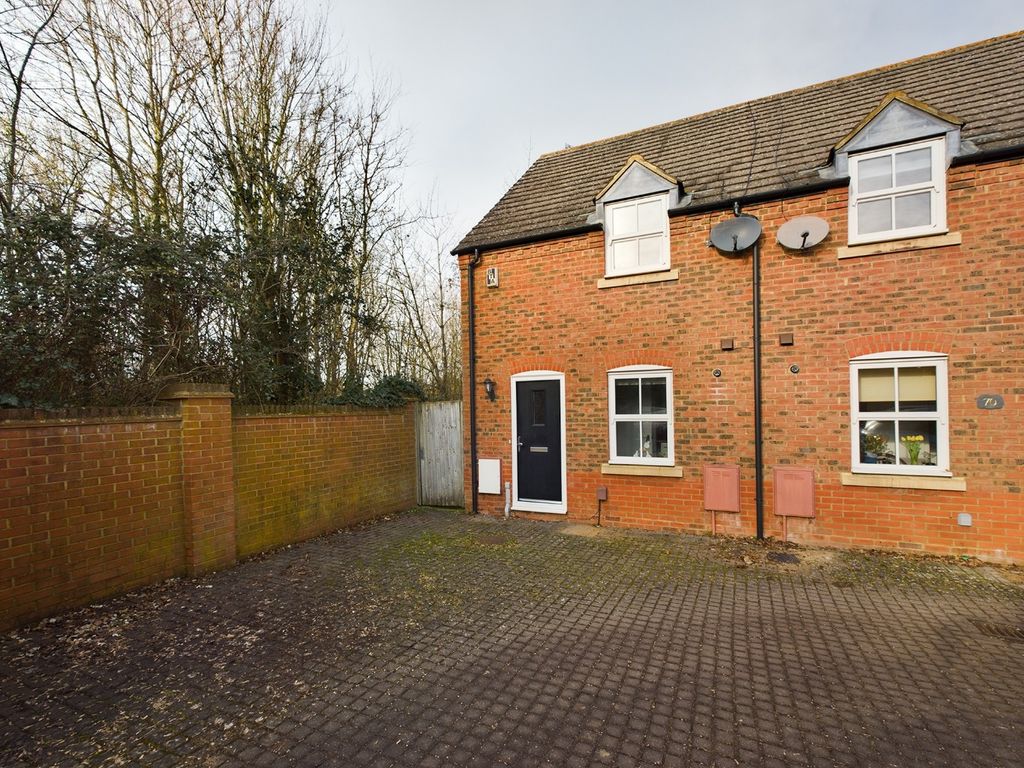 2 bed end terrace house for sale in Prestwold Way, Fairford Leys