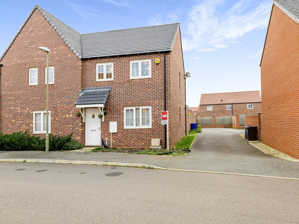 3 bed semidetached house for sale in Yarrow Road, Bodicote, Banbury