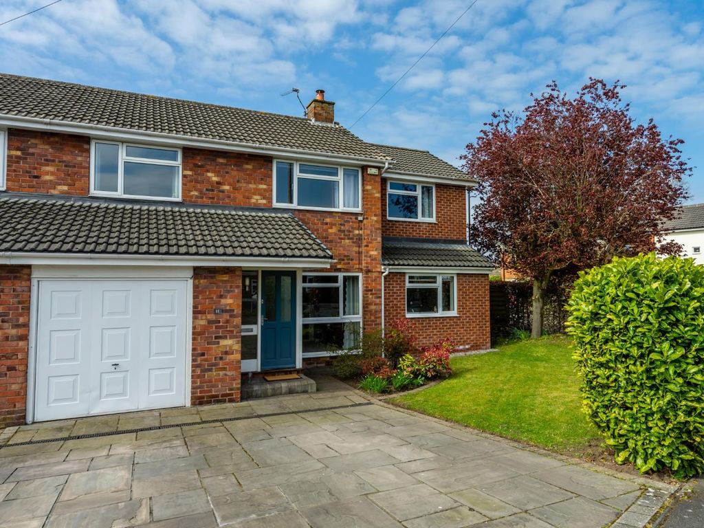 4 bed semidetached house for sale in Linton Road, Nether Poppleton
