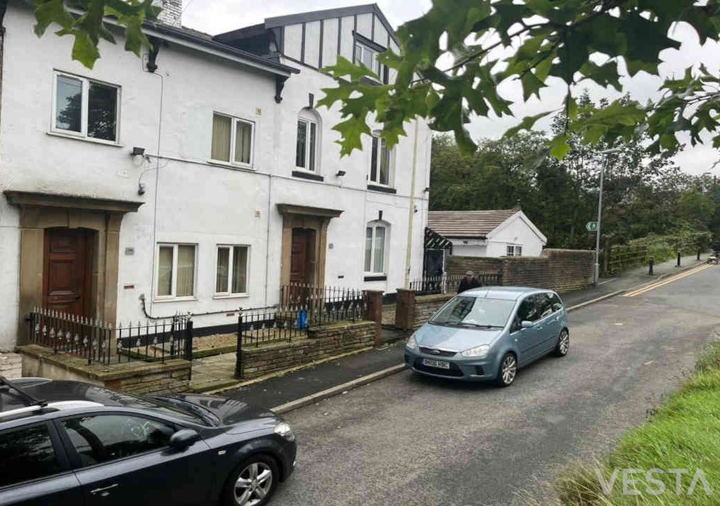 23 bed terraced house for sale in Honeywell Lane, Oldham OL8, £975,000