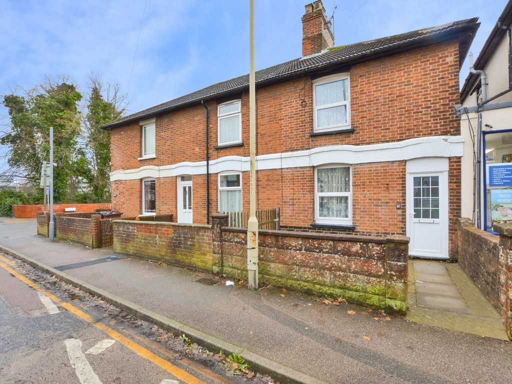 3 bed terraced house for sale in Beaver Road, Ashford TN23 Zoopla