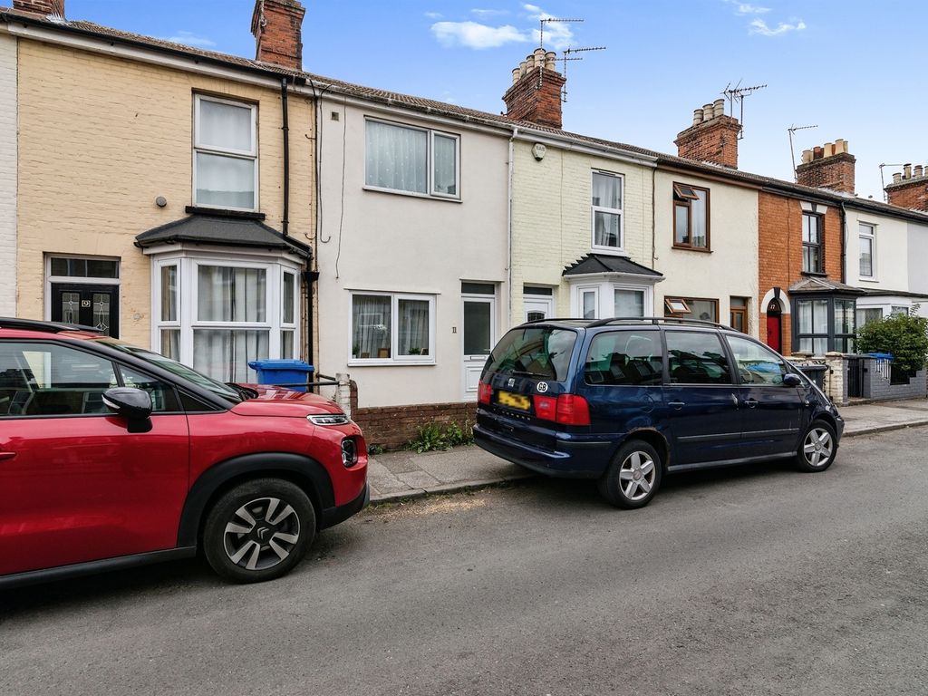 3 bed terraced house for sale in Beaconsfield Road, Lowestoft NR33 Zoopla