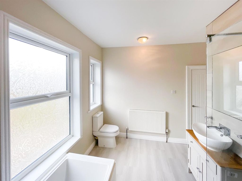 4 bed end terrace house for sale in Coastguard Cottages, Easington