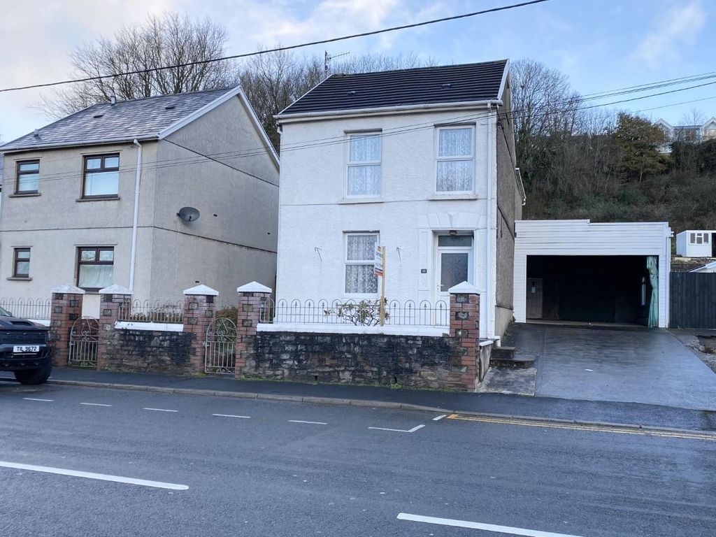 3 bed detached house for sale in Gwscwm Road, Burry Port SA16 Zoopla
