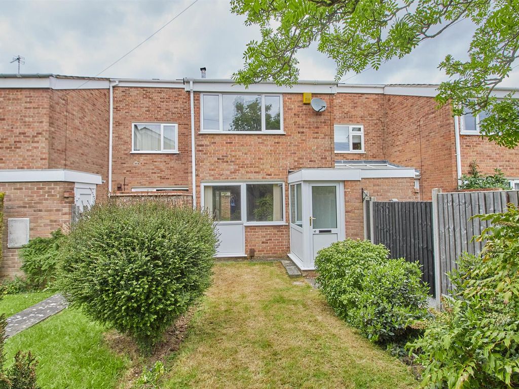 2 bed terraced house for sale in Azalea Drive, Burbage, Hinckley LE10