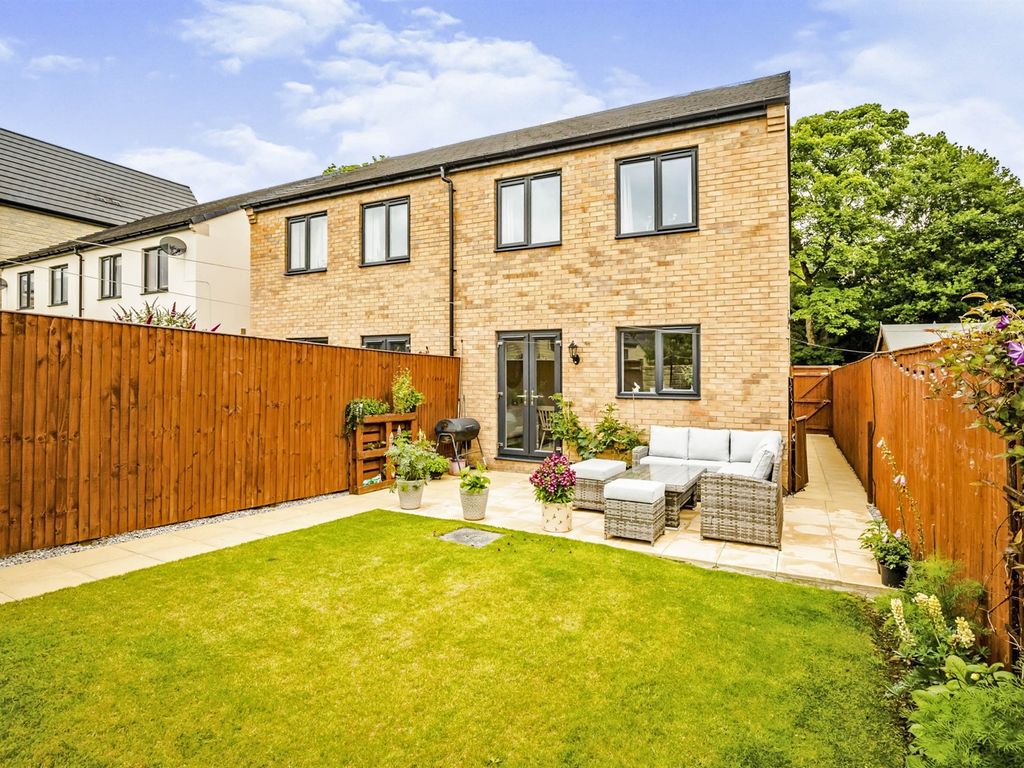 3 bed semidetached house for sale in Barge Avenue, Sowerby Bridge HX6