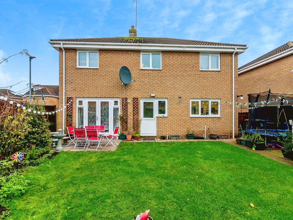 4 bed detached house for sale in Apeldoorn Walk, Wisbech PE13, £260,000