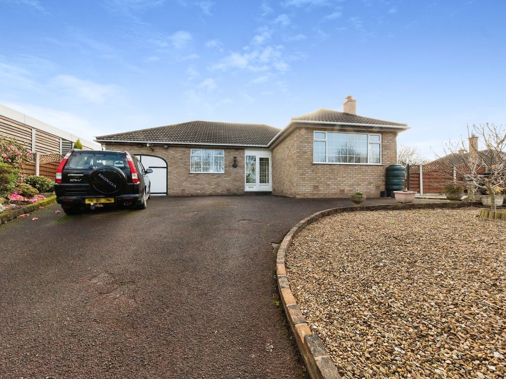 2 bed bungalow for sale in Knutsford Road, Church Lawton, StokeOn
