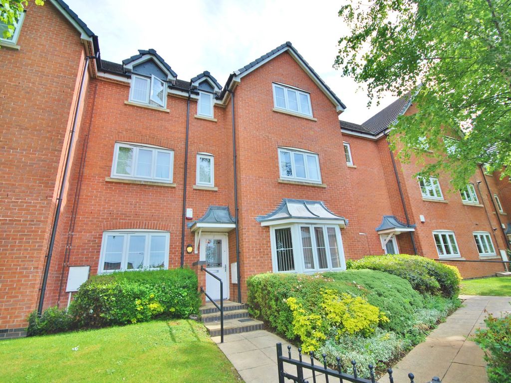 2 bed flat to rent in Whytehall Court, Oakland Avenue, Long Eaton