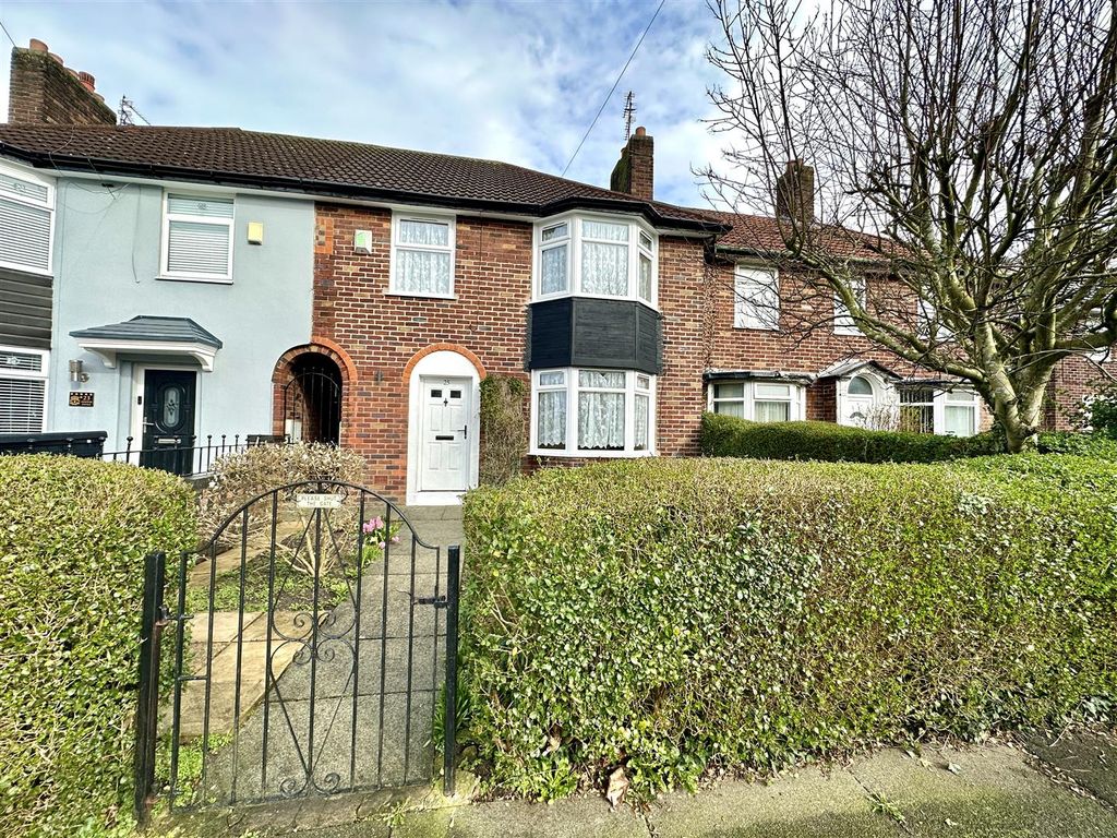 3 bed property for sale in Ashover Avenue, Dovecot, Liverpool L14, £