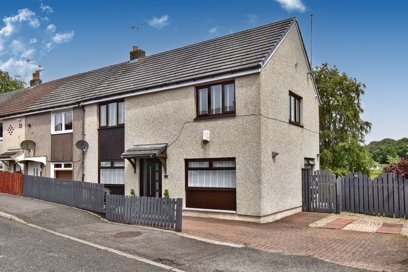 4 bed terraced house for sale in Davidson Crescent, Twechar, Kilsyth