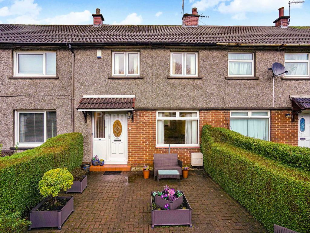 2 bed terraced house for sale in Hazel Avenue, Johnstone PA5, £95,000