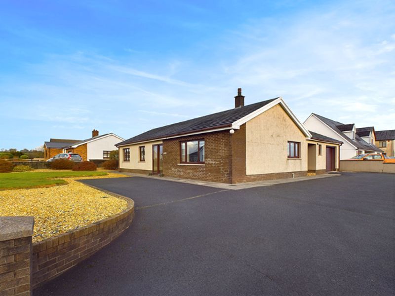 3 bed bungalow for sale in Trelech, Carmarthen SA33, £325,000 Zoopla