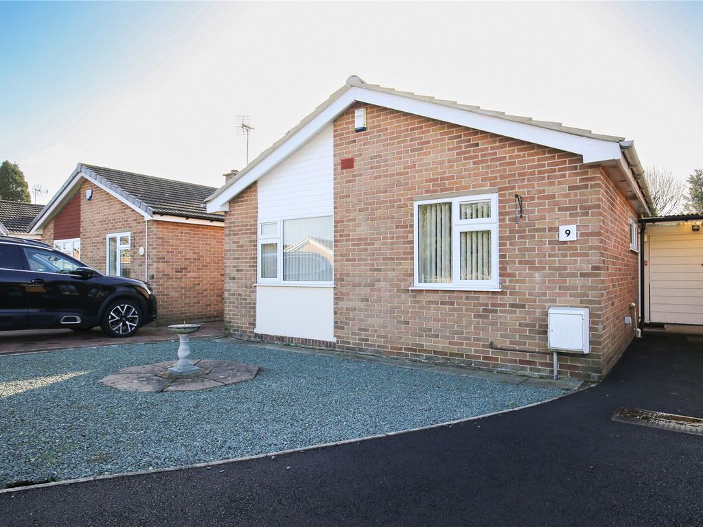 2 bed bungalow for sale in Tranmere Grove, Bristol BS10 Zoopla
