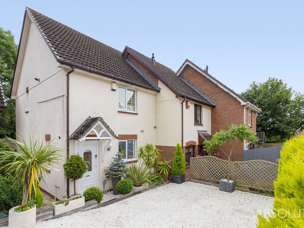 3 bed end terrace house for sale in Heron Way, Torquay TQ2, £295,000