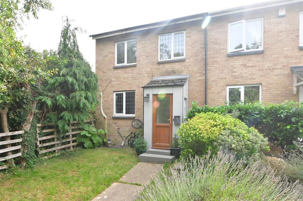 3 bed end terrace house for sale in Latimer Drive, Basildon, Essex SS15
