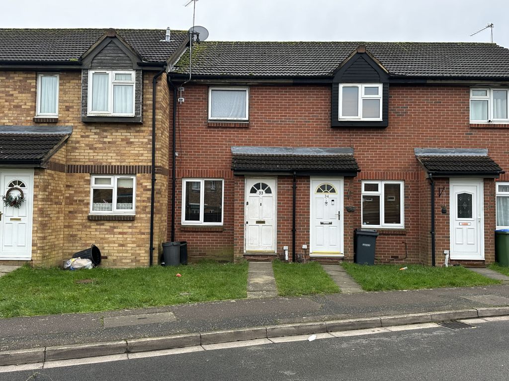 2 bed property for sale in 33 Rabournmead Drive, Northolt, Greater