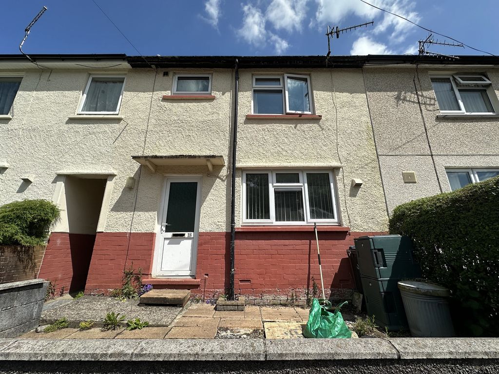 3 bed terraced house for sale in Dreflan, Cwmgiedd, Ystradgynlais