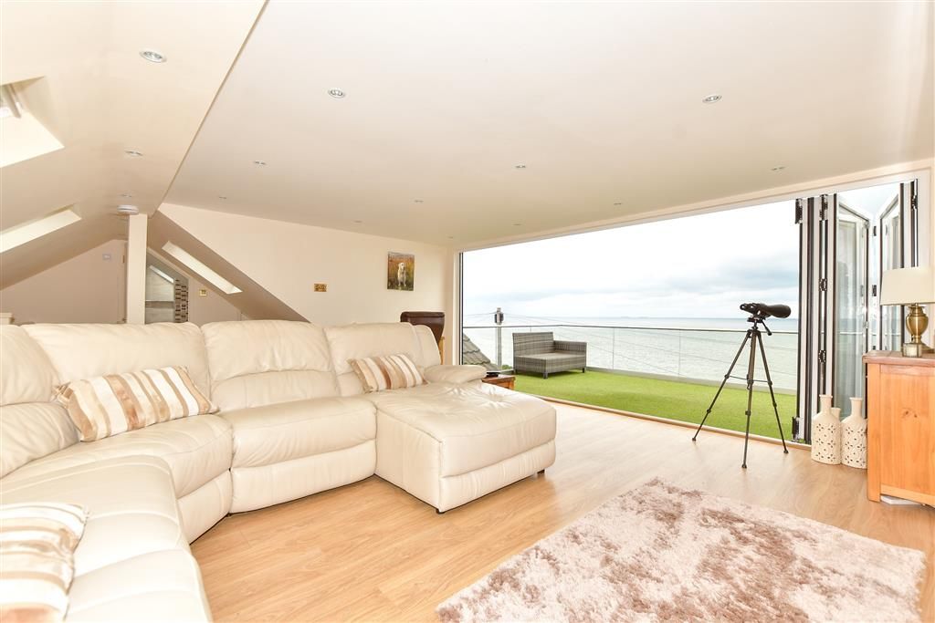 4 bed flat for sale in Beacon Hill, Herne Bay, Kent CT6, £490,000 Zoopla