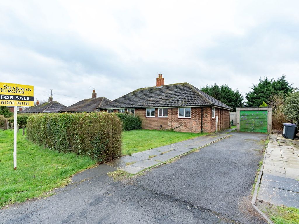 2 bed semidetached bungalow for sale in Horbling Lane, Stickney
