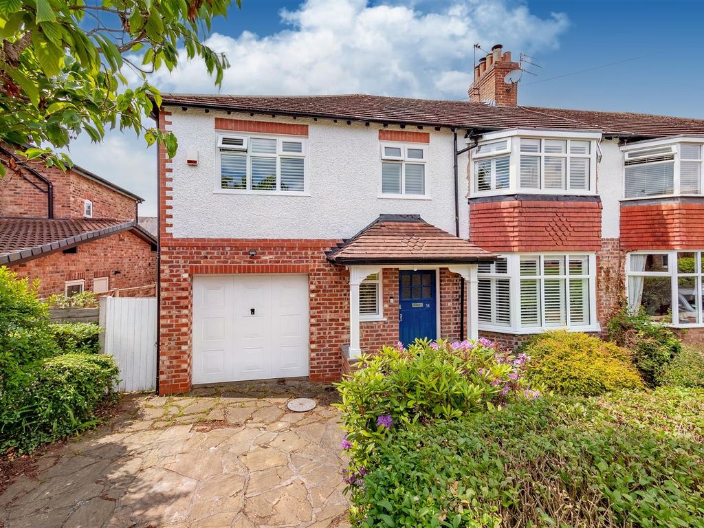 4 bed semidetached house for sale in Arthog Drive, Hale, Altrincham