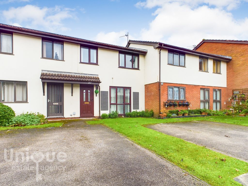 3 bed terraced house to rent in St. Davids Grove, Lytham St. Annes