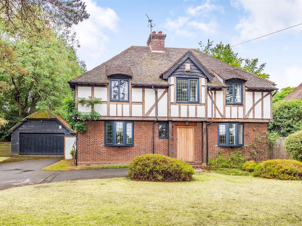 3 bed detached house for sale in "Holtwood Area", London Road