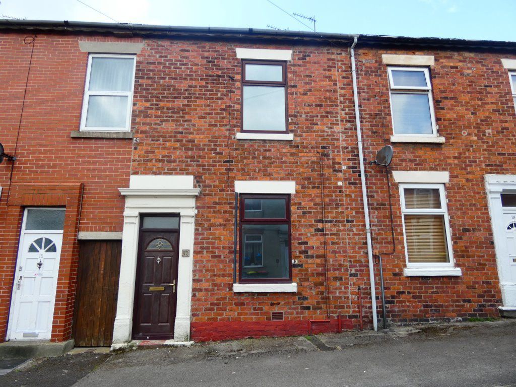 2 bed terraced house to rent in Inkerman Street, AshtonOnRibble
