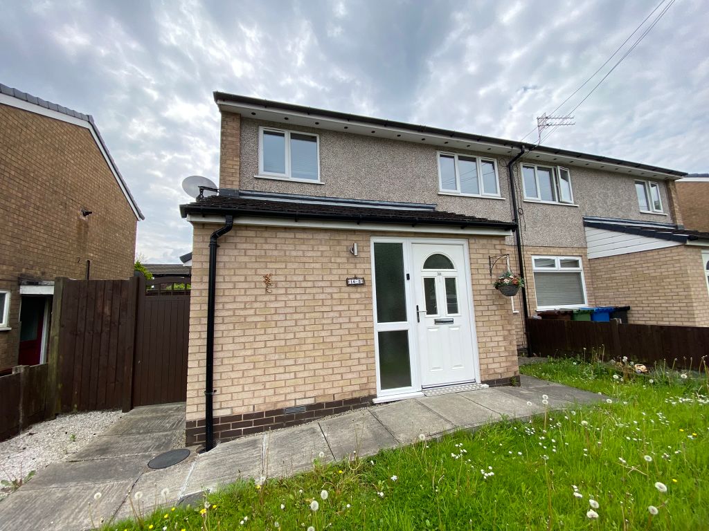 3 bed semidetached house to rent in Ribble Drive, Whitefield