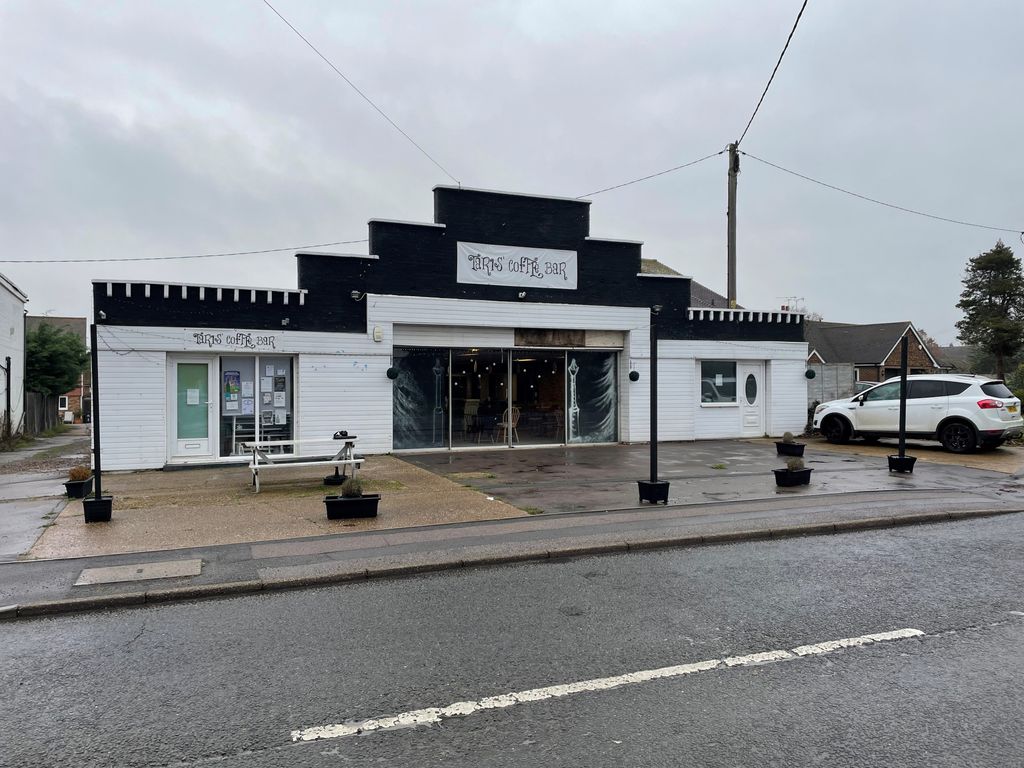 Retail premises to let in Main Road, Westfield, Hastings TN35, £13,000