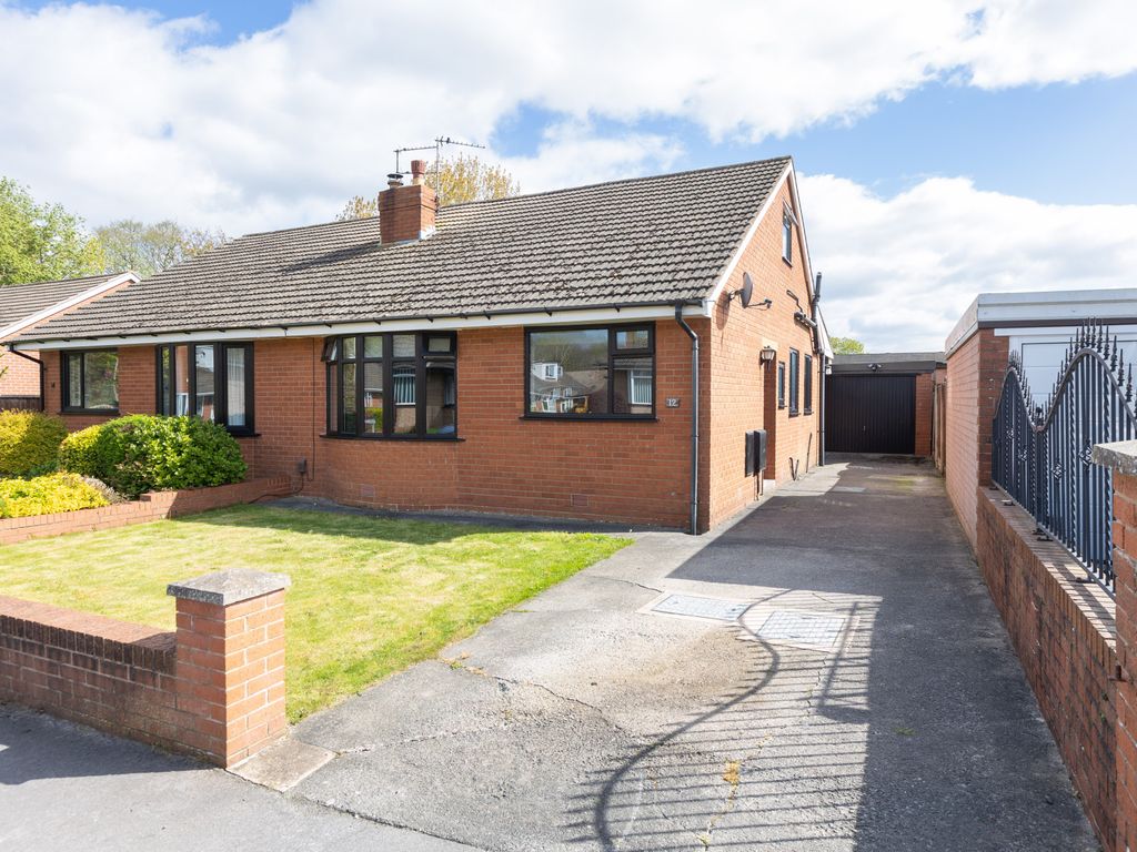 3 bed semidetached house for sale in Selby Road, Kirkham PR4, £215,000