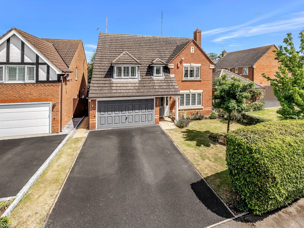 4 bed detached house for sale in Pear Tree Way, Wychbold, Droitwich WR9