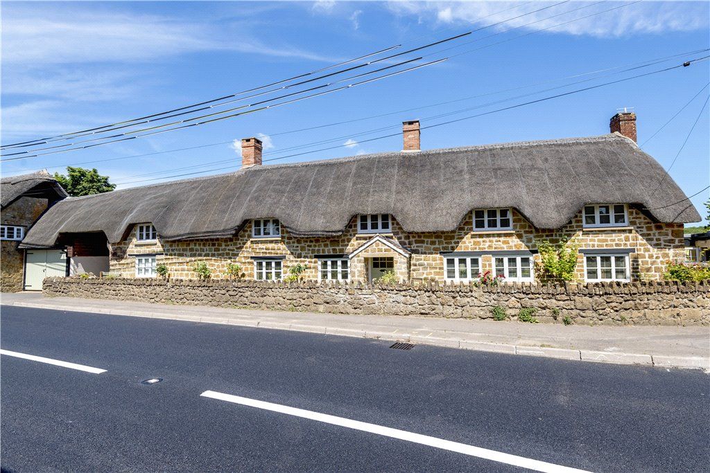 5 bed detached house for sale in Donyatt, Ilminster, Somerset TA19 Zoopla