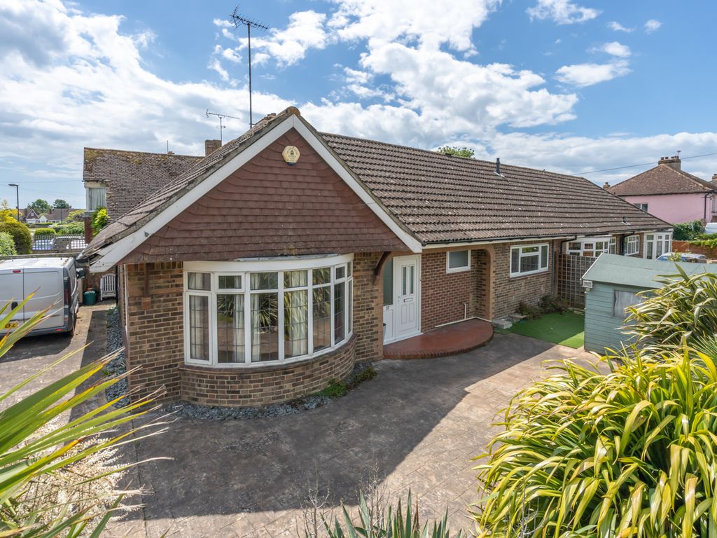 3 bed semidetached bungalow for sale in Ley Road, Felpham, Bognor