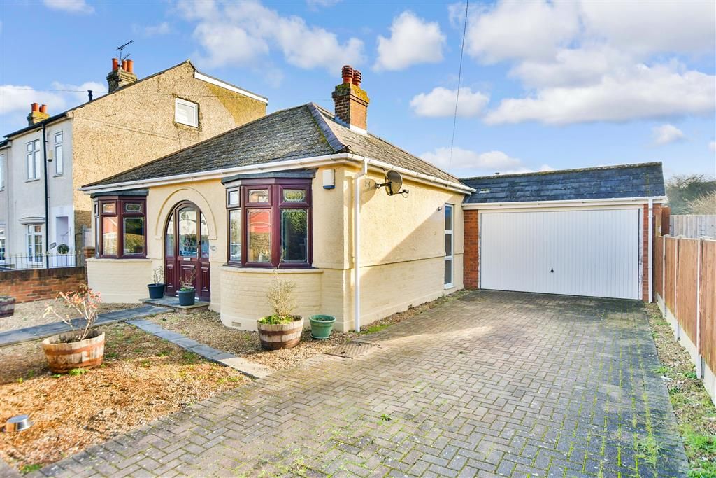 3 bed detached bungalow for sale in Eastcourt Lane, Gillingham, Kent