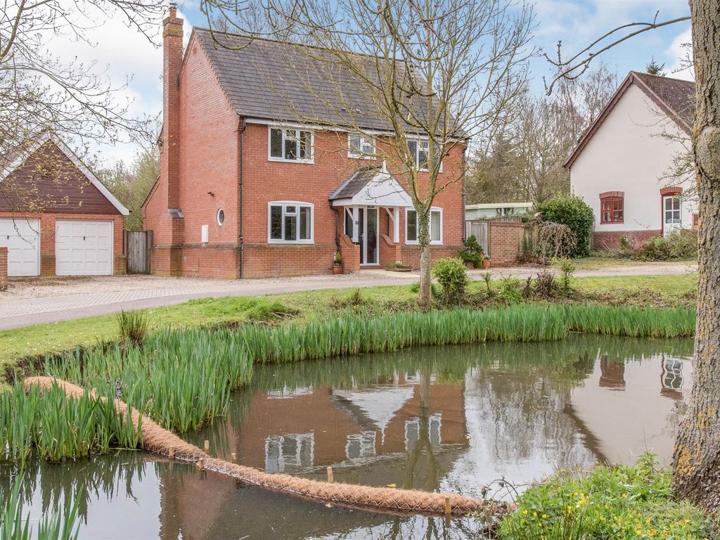 4 bed detached house for sale in Burlington Close, Palgrave, Diss IP22