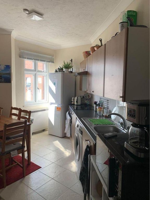 2 bed flat for sale in Queensgate Centre, Orsett Road, Grays, Essex