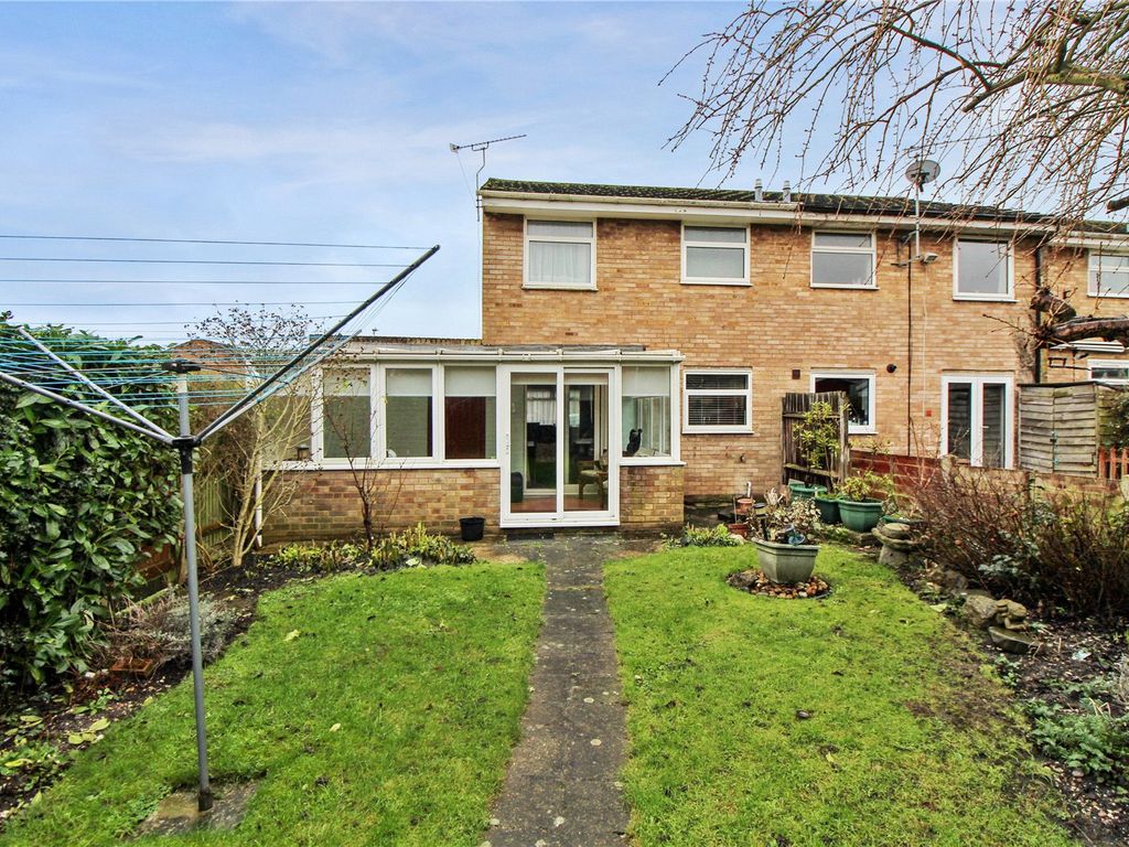 3 bed end terrace house for sale in Rudge Close, Lordswood, Kent ME5