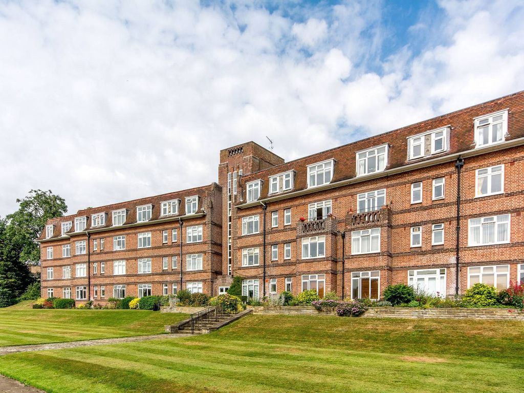1 bed flat for sale in Cross Deep, Twickenham TW1 Zoopla