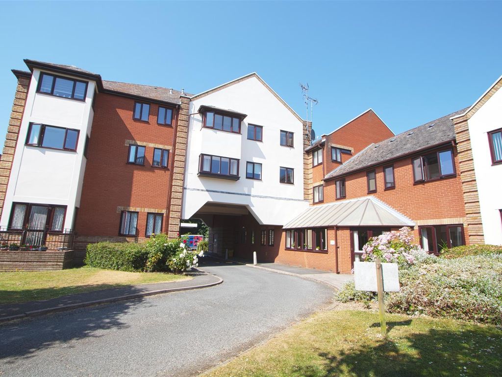 2 bed flat for sale in Albion Court, Sun Street, Billericay CM12 Zoopla