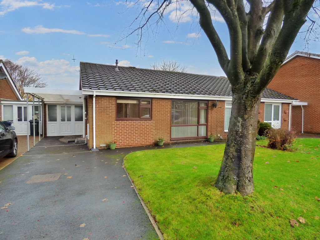 2 bed bungalow for sale in Wyndley Close, Whickham, Newcastle Upon Tyne NE16 Zoopla