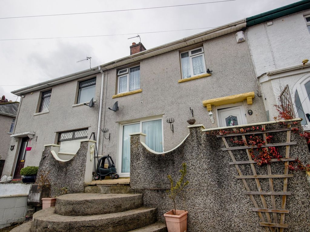 3 bed terraced house for sale in Bryngolau Terrace, Pontllanfraith